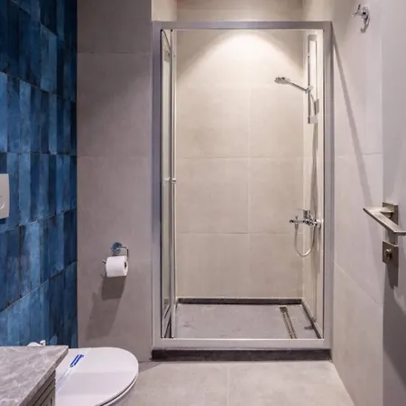 Cute Intimate Airy 1bed1bath Nisantasi Home! #405 Daire İstanbul