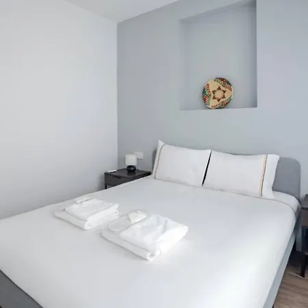 Daire Cute Intimate Airy 1bed1bath Nisantasi Home! #405 İstanbul